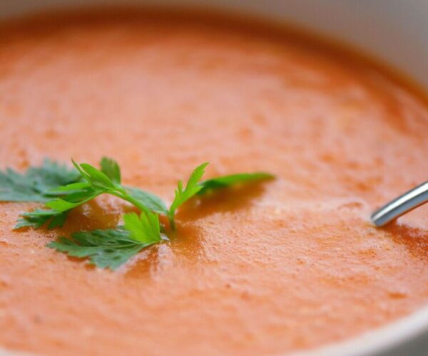 Mary Berry’s warming tomato soup recipe – quick and easy